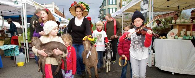 goats-farmers-market-by-steve-mullensky